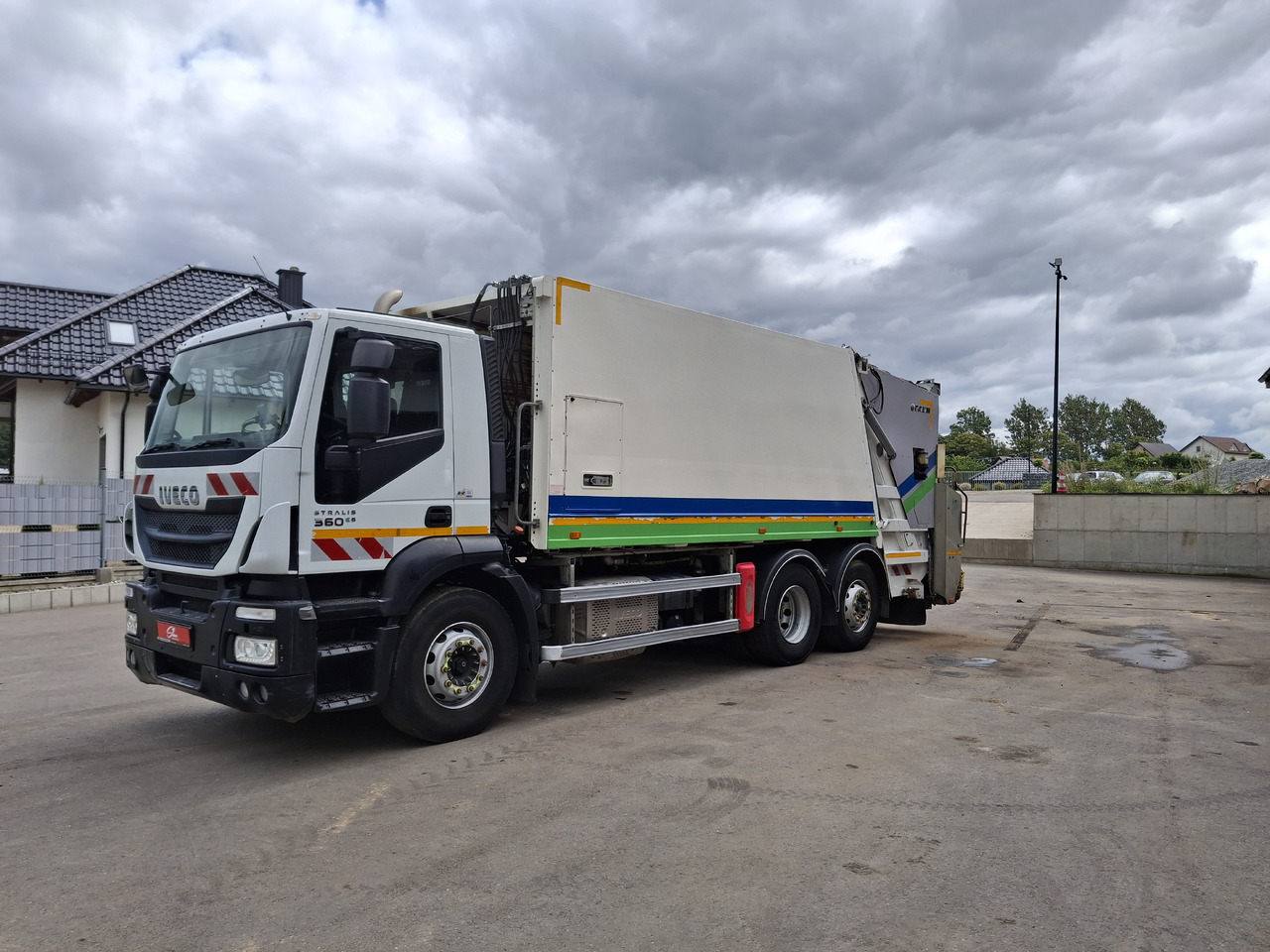 IVECO Euro 6 Śmieciarka Zweikammer-Müllwagen FAUN SL5 TR2L - Affaldsmaskine: billede 2 IVECO Euro 6 Śmieciarka Zweikammer-Müllwagen FAUN SL5 TR2L - Affaldsmaskine: billede 2