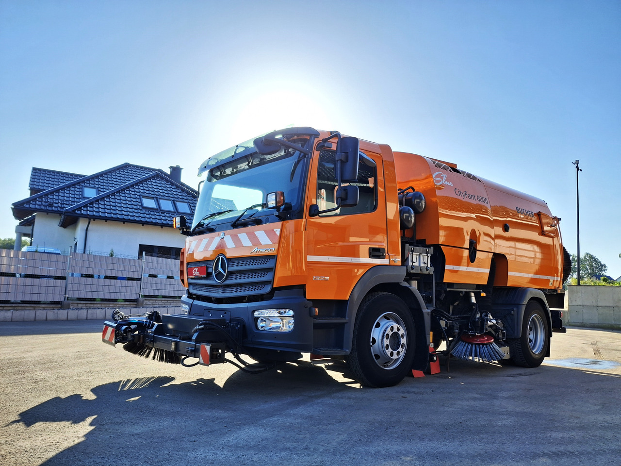 MERCEDES-BENZ Atego 1523 Zamiatarka Kehrmaschine BUCHER CityFant 6000 Euro 6 PM10 L/R Rura Do Liści - Fejebil: billede 2 MERCEDES-BENZ Atego 1523 Zamiatarka Kehrmaschine BUCHER CityFant 6000 Euro 6 PM10 L/R Rura Do Liści - Fejebil: billede 2