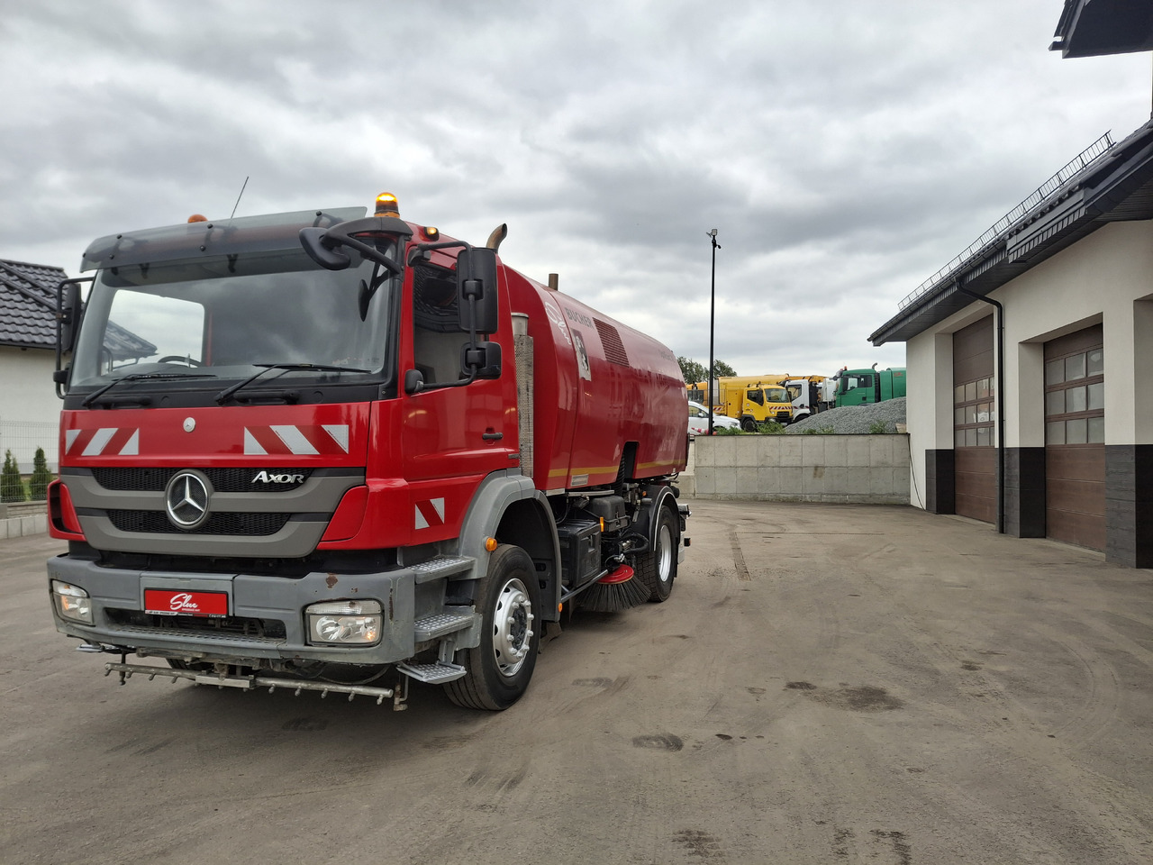 MERCEDES-BENZ Axor 1829 Zamiatarka Kehrmaschine BUCHER 2 Motoren Karcher PM10 Odchwaszczarka Sweeper - Fejebil: billede 2 MERCEDES-BENZ Axor 1829 Zamiatarka Kehrmaschine BUCHER 2 Motoren Karcher PM10 Odchwaszczarka Sweeper - Fejebil: billede 2