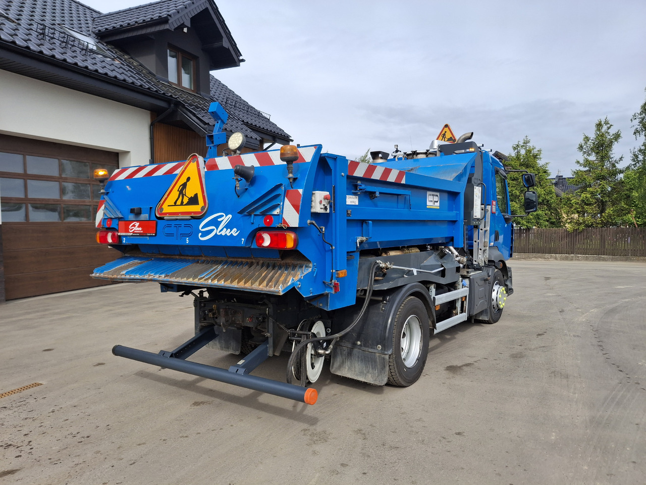 Renault D16 - Emulsionssprøjte: billede 3 Renault D16 - Emulsionssprøjte: billede 3