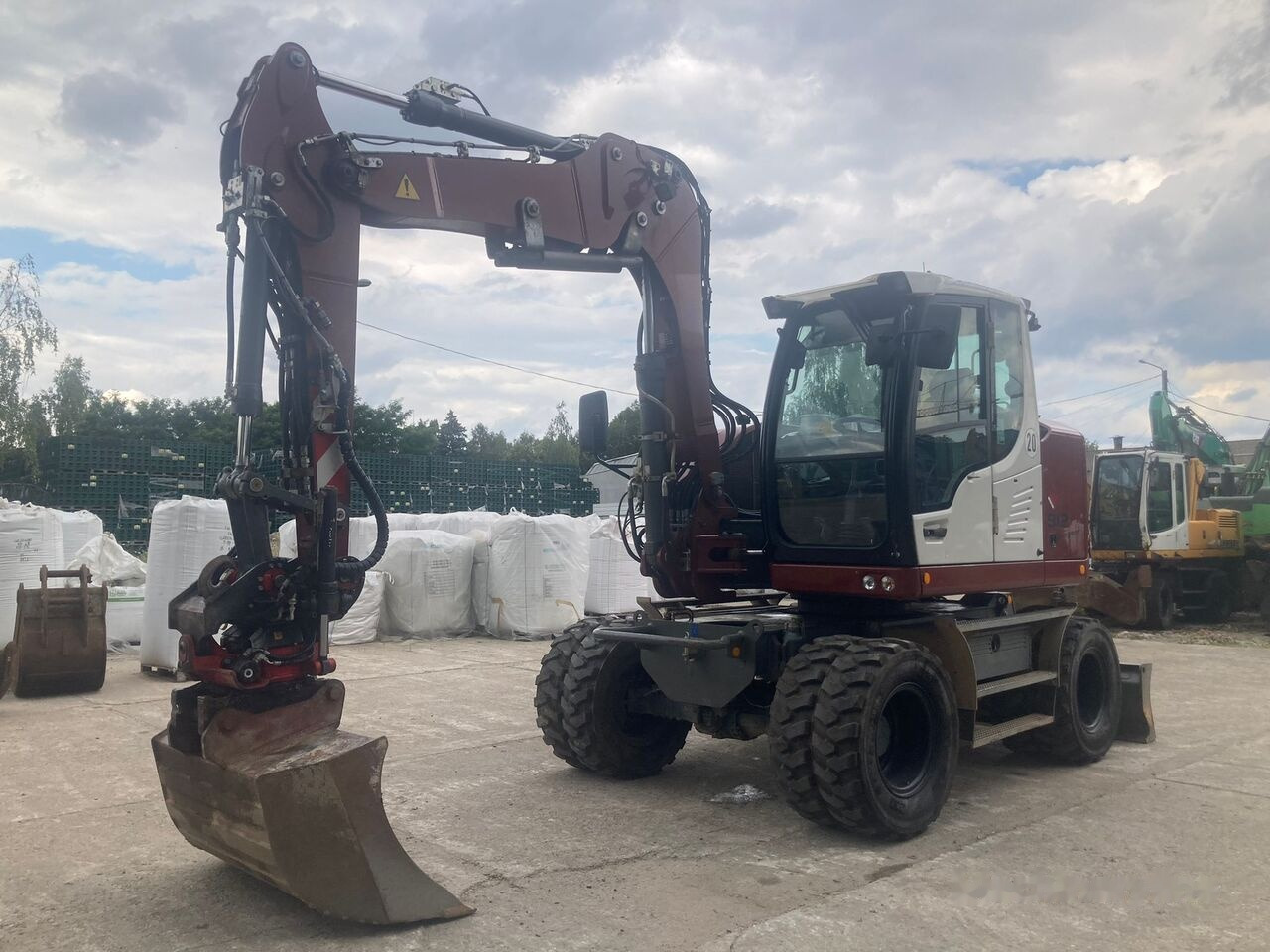 Liebherr A 912 Compact Rotator R4 - Hjulgravemaskine: billede 3 Liebherr A 912 Compact Rotator R4 - Hjulgravemaskine: billede 3
