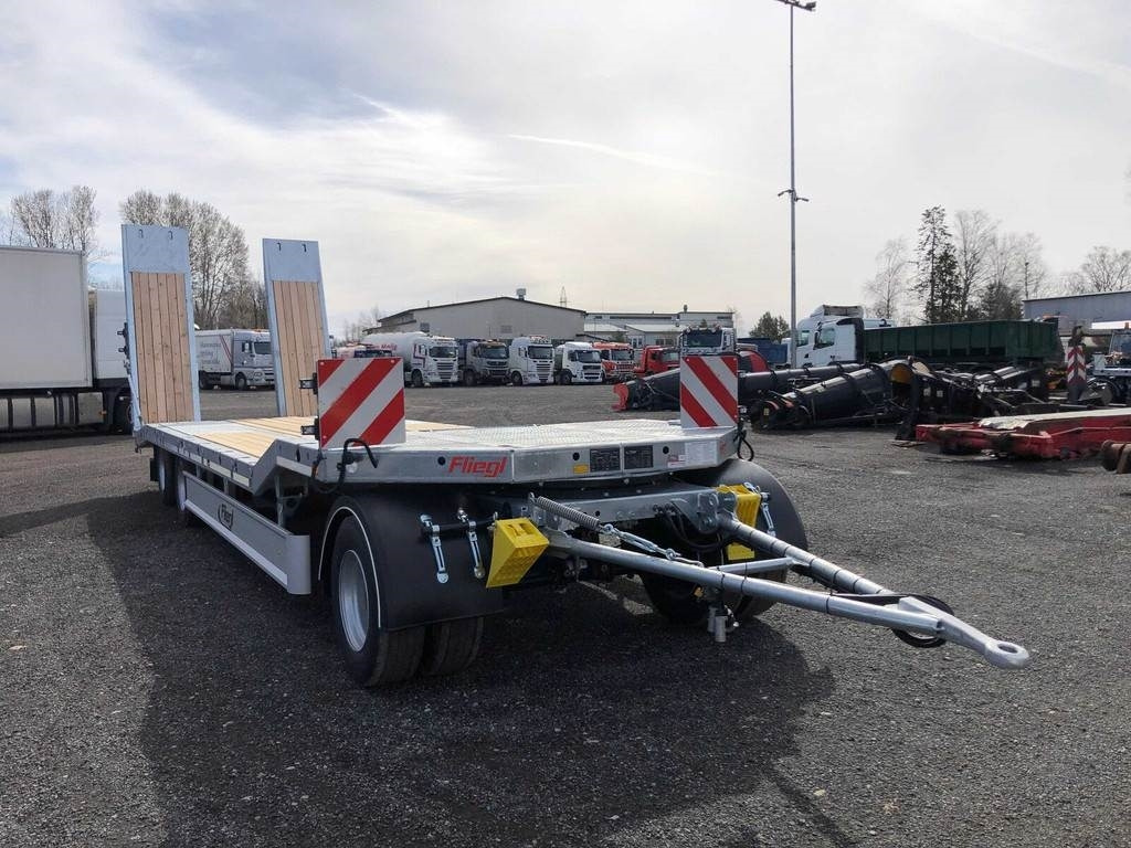Fliegl DTS-S 300 - Nedbygget platform påhængsvogn: billede 4 Fliegl DTS-S 300 - Nedbygget platform påhængsvogn: billede 4