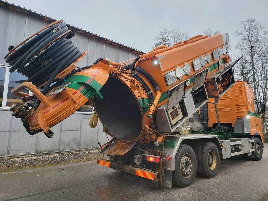 Volvo FH500 6X2 ADR KORP&SON - Slamsugemaskine: billede 4 Volvo FH500 6X2 ADR KORP&SON - Slamsugemaskine: billede 4