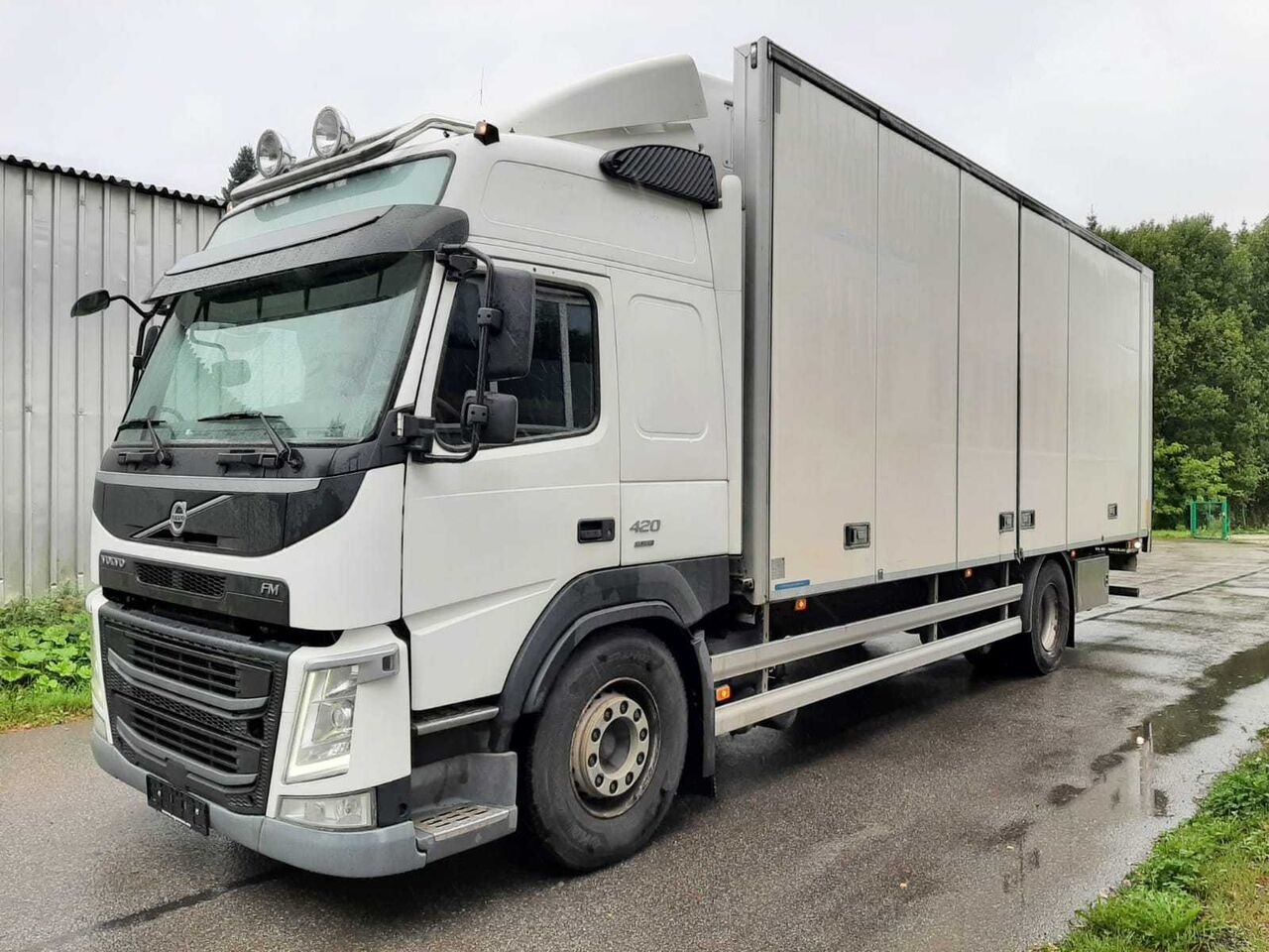 Kølevogn lastbil Volvo FM 420 4X2 SIDEOPENING: billede 1