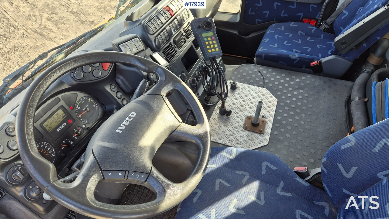 Tipvogn lastbil Tipper/sand spreader IVECO TRAKKER 410 6x4 (2008): billede 14