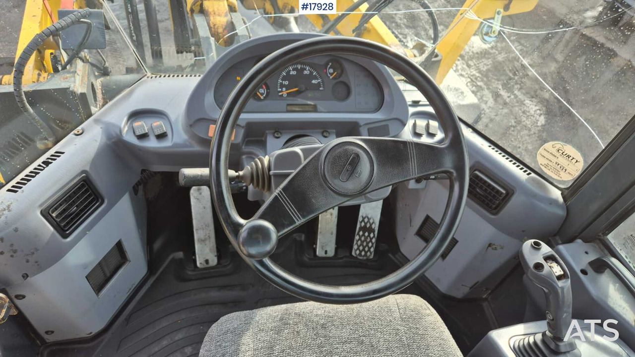 Gummihjulslæsser Wheel loader KOMATSU WA320-5H (2005): billede 17