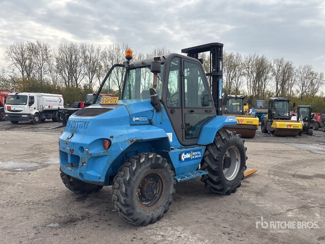 2015 Manitou M30-4 4x4 Rough Terrain Forklift - Terræn gående truck: billede 3 2015 Manitou M30-4 4x4 Rough Terrain Forklift - Terræn gående truck: billede 3