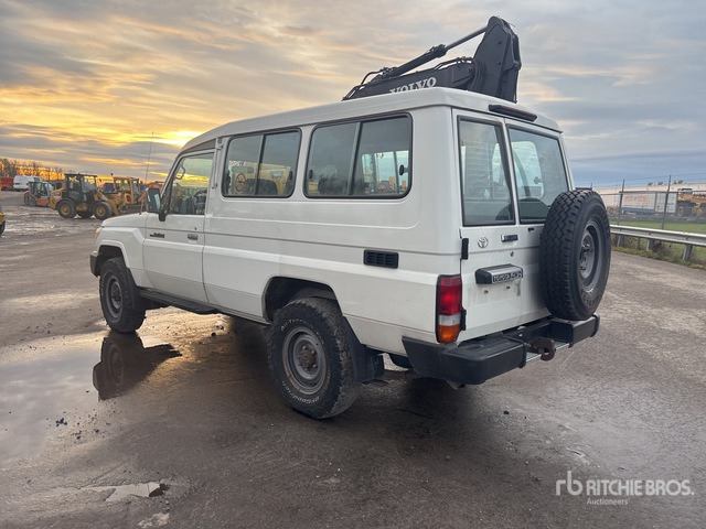 2018 Toyota Land Cruiser SUV - SUV: billede 2 2018 Toyota Land Cruiser SUV - SUV: billede 2