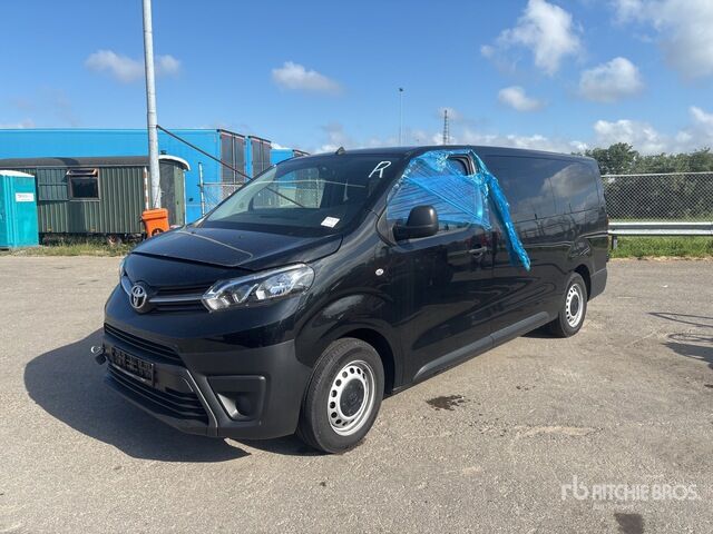 2023 Toyota Proace Verso 2.0 D 9 (Inoperable) Passenger Van - Minibus, Persontransport: billede 1 2023 Toyota Proace Verso 2.0 D 9 (Inoperable) Passenger Van - Minibus, Persontransport: billede 1