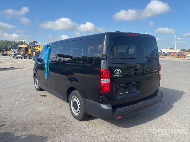 2023 Toyota Proace Verso 2.0 D 9 (Inoperable) Passenger Van - Minibus, Persontransport: billede 2 2023 Toyota Proace Verso 2.0 D 9 (Inoperable) Passenger Van - Minibus, Persontransport: billede 2