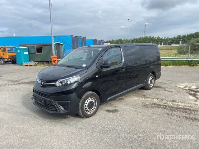 2023 Toyota Sienna 9 (Inoperable) Passenger Van - Minibus, Persontransport: billede 1 2023 Toyota Sienna 9 (Inoperable) Passenger Van - Minibus, Persontransport: billede 1