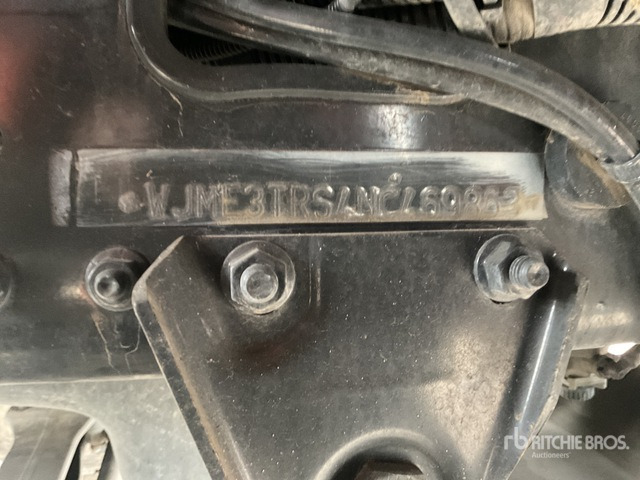 Iveco Trakker 380 T/A Sleeper Truck Tractor - Lastbil chassis, Containerbil/ Veksellad påhængsvogn: billede 3 Iveco Trakker 380 T/A Sleeper Truck Tractor - Lastbil chassis, Containerbil/ Veksellad påhængsvogn: billede 3