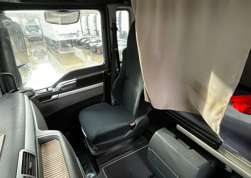 Lastbil med lad, Lastbil med kran MAN TGX 26.440 // 2009 // Palfinger PK 12001EH Radio // Oś skrętna i podnoszona //: billede 17 Lastbil med lad, Lastbil med kran MAN TGX 26.440 // 2009 // Palfinger PK 12001EH Radio // Oś skrętna i podnoszona //: billede 17