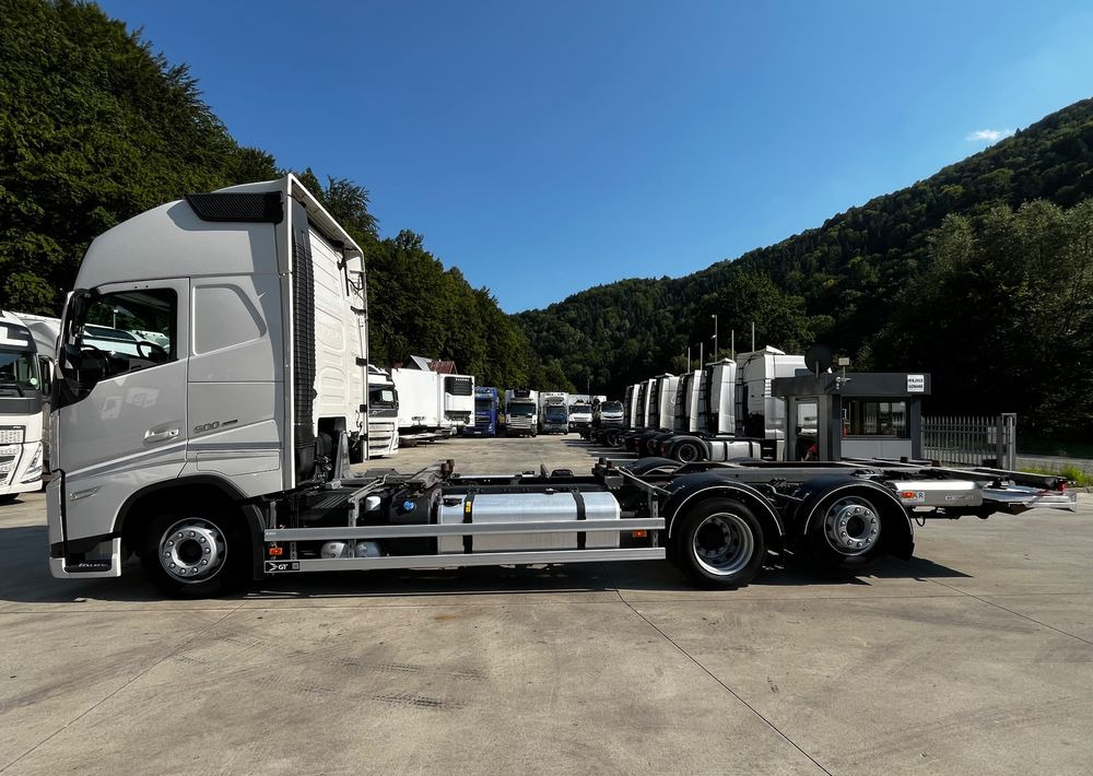 Volvo FH500 BDF 6x2 // Dolny zaczep // Euro 6 motor ! // New Face // XXL Cab // - Lastbil chassis: billede 3 Volvo FH500 BDF 6x2 // Dolny zaczep // Euro 6 motor ! // New Face // XXL Cab // - Lastbil chassis: billede 3
