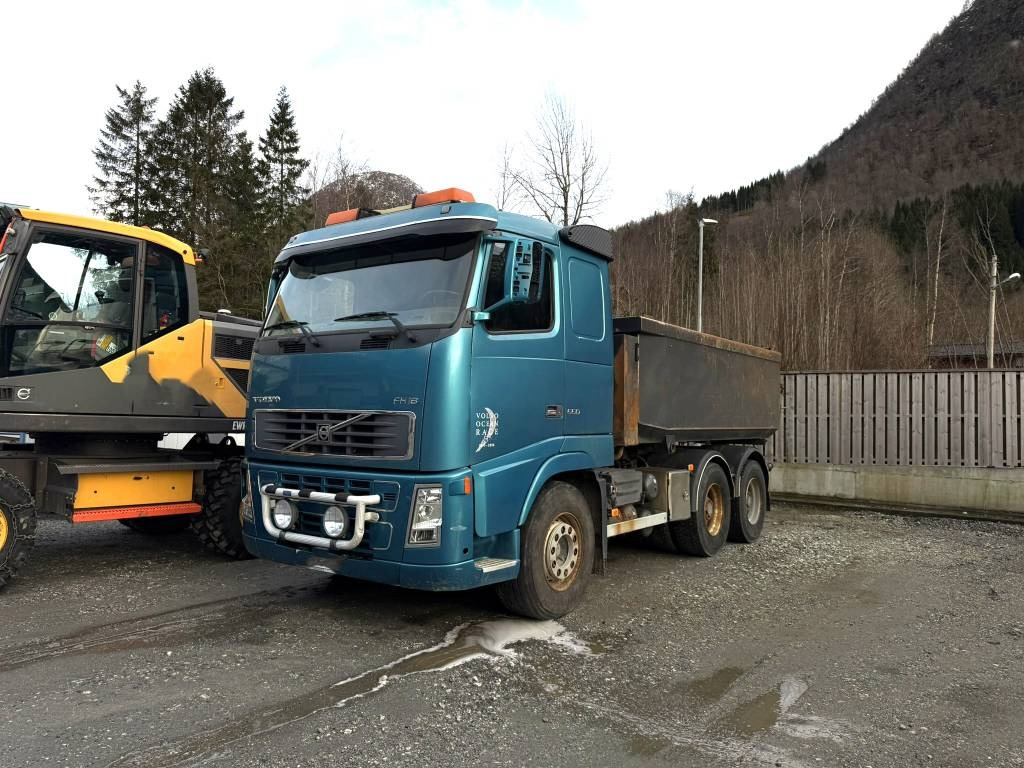 Volvo FH 16 550 6x2 - Tipvogn lastbil: billede 1 Volvo FH 16 550 6x2 - Tipvogn lastbil: billede 1