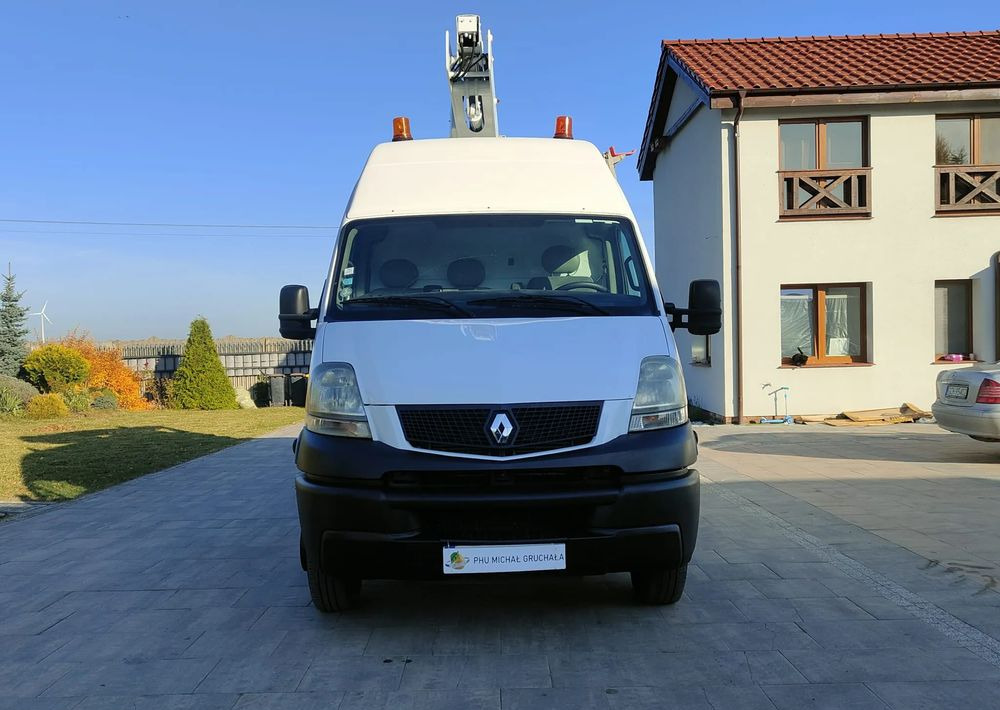 Renault Mascott - Lastbil med mandskabslift: billede 2 Renault Mascott - Lastbil med mandskabslift: billede 2