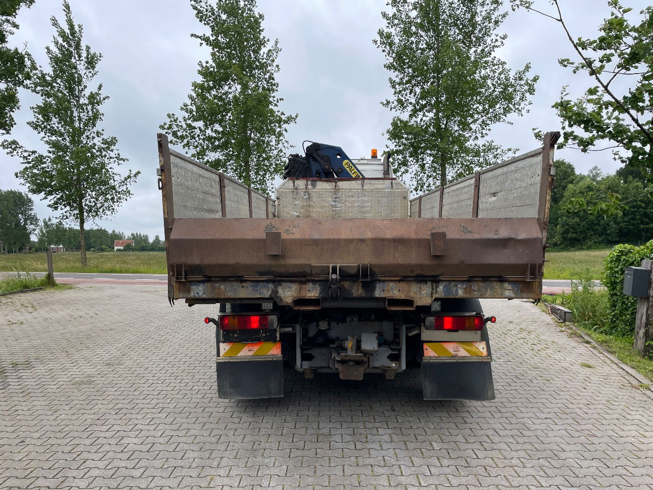 Volvo FM 7 310hp with Palfinger PK21000 with remote and tipper - Tipvogn lastbil, Lastbil med kran: billede 4 Volvo FM 7 310hp with Palfinger PK21000 with remote and tipper - Tipvogn lastbil, Lastbil med kran: billede 4