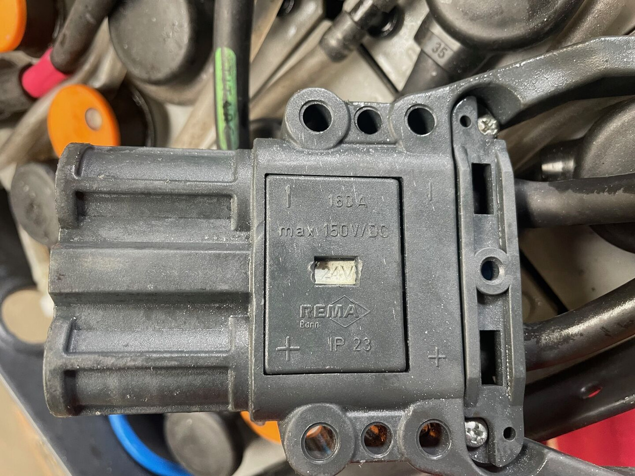 Hawker 24 Volt I 3 PZS 375 - Batteri for Materialehåndteringsudstyr: billede 4 Hawker 24 Volt I 3 PZS 375 - Batteri for Materialehåndteringsudstyr: billede 4
