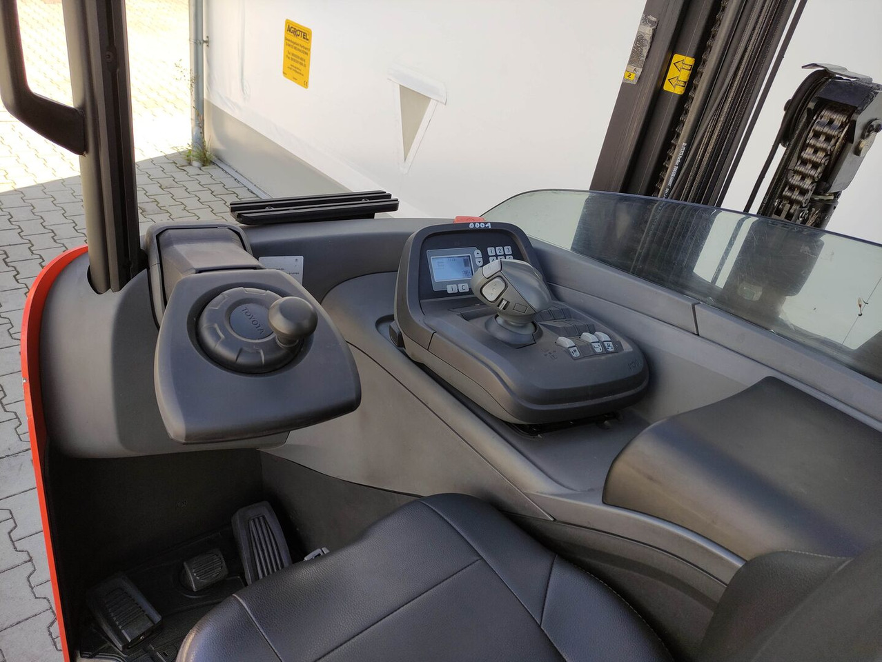 Toyota RRE160HH - Reach truck: billede 5 Toyota RRE160HH - Reach truck: billede 5