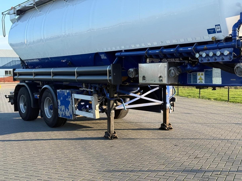 Feldbinder EUT 45.2 VERWEEG TRAILER, CITY, ACHTERAS GESTUURD, 45,2 KUUB, 7 VAKKEN. - Tanksættevogn: billede 4 Feldbinder EUT 45.2 VERWEEG TRAILER, CITY, ACHTERAS GESTUURD, 45,2 KUUB, 7 VAKKEN. - Tanksættevogn: billede 4