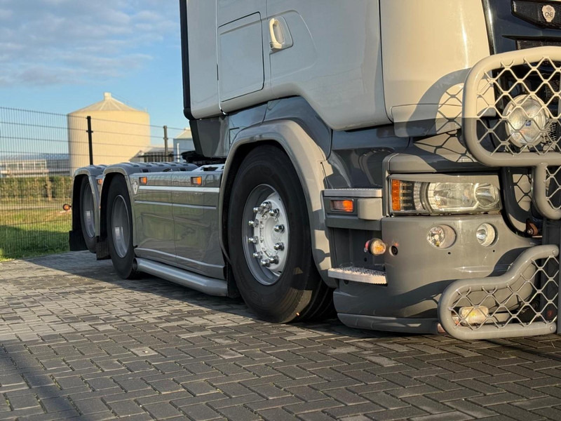 Scania R580 VOLLE SHOWTRUCK, VOLLUCHT, OPEN UITLAAT, INTERIEUR. - Trækker: billede 4 Scania R580 VOLLE SHOWTRUCK, VOLLUCHT, OPEN UITLAAT, INTERIEUR. - Trækker: billede 4
