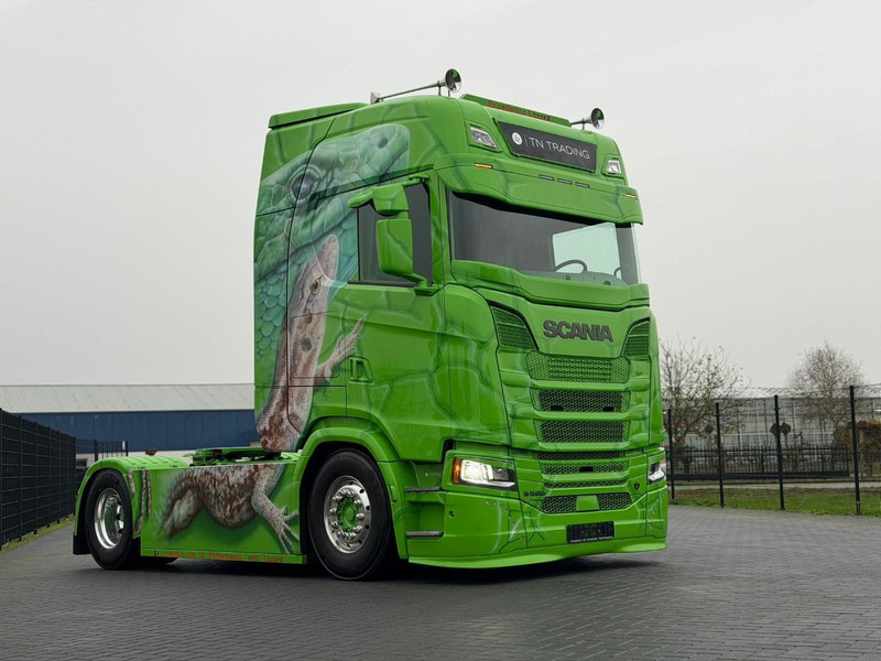 Scania S520 V8 NGS SHOWTRUCK, VOLLUCHT, SMART2 TACHO, PARK COOL, RETARDER, TOPSTAAT. - Trækker: billede 1 Scania S520 V8 NGS SHOWTRUCK, VOLLUCHT, SMART2 TACHO, PARK COOL, RETARDER, TOPSTAAT. - Trækker: billede 1