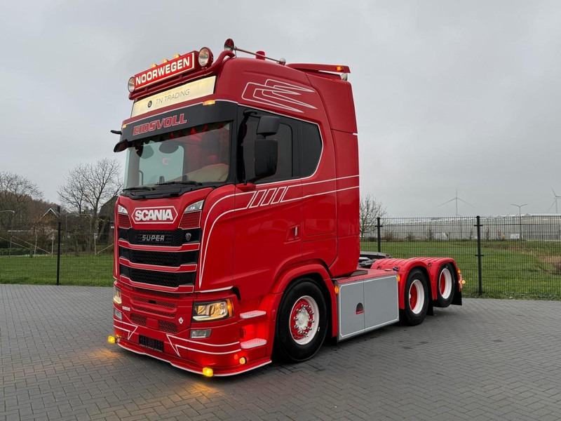 Scania S580 V8 NGS SHOW TRUCK, VOLLUCHT, SPECIAL INTERIOR, BOMVOL, ALS NIEUW. - Trækker: billede 3 Scania S580 V8 NGS SHOW TRUCK, VOLLUCHT, SPECIAL INTERIOR, BOMVOL, ALS NIEUW. - Trækker: billede 3
