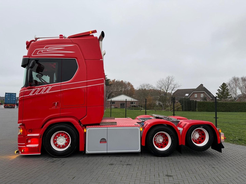 Scania S580 V8 NGS SHOW TRUCK, VOLLUCHT, SPECIAL INTERIOR, BOMVOL, ALS NIEUW. - Trækker: billede 5 Scania S580 V8 NGS SHOW TRUCK, VOLLUCHT, SPECIAL INTERIOR, BOMVOL, ALS NIEUW. - Trækker: billede 5