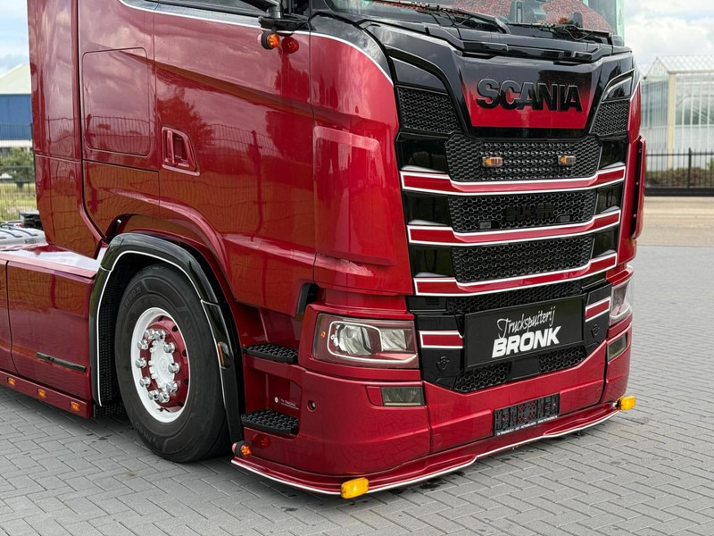 Scania S580 V8 NGS SHOWTRUCK, VOLLUCHT, RETARDER, LEER, GESTUURD. - Trækker: billede 2 Scania S580 V8 NGS SHOWTRUCK, VOLLUCHT, RETARDER, LEER, GESTUURD. - Trækker: billede 2