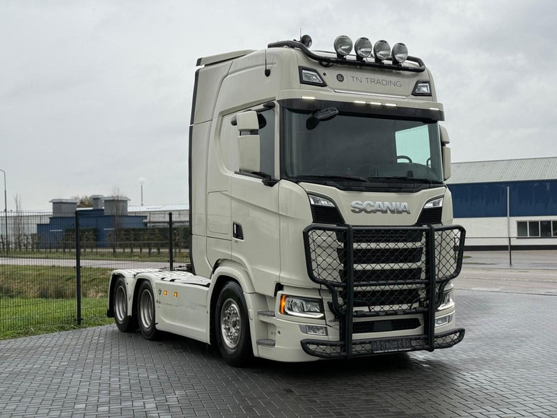 Scania S660 3.15WB, FULL AIR, RETARDER, LEATHER, KING OF THE ROAD, BULLBAR, - Trækker: billede 1 Scania S660 3.15WB, FULL AIR, RETARDER, LEATHER, KING OF THE ROAD, BULLBAR, - Trækker: billede 1