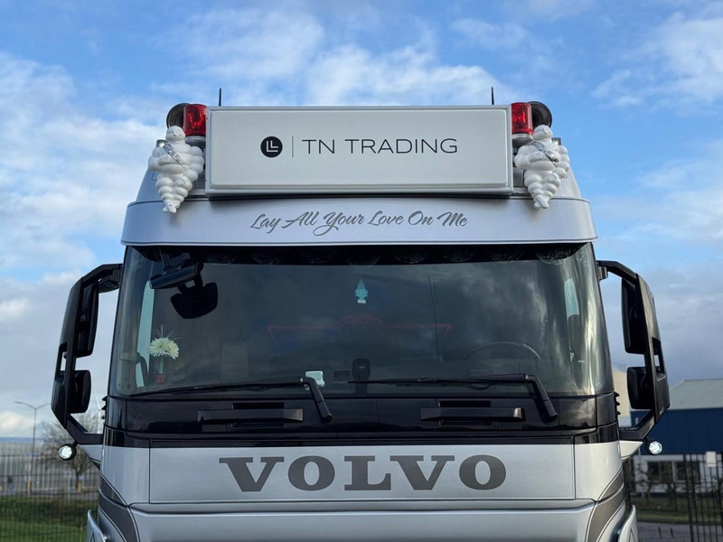 Volvo FH 13.460XL SHOW, ALCOA, INTERIEUR, ALS NIEUW, PUSHER, TOP. - Trækker: billede 4 Volvo FH 13.460XL SHOW, ALCOA, INTERIEUR, ALS NIEUW, PUSHER, TOP. - Trækker: billede 4