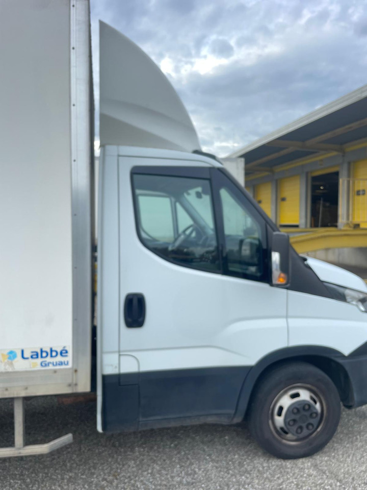 IVECO Dailly 35c16 - Varebil med kasse: billede 2 IVECO Dailly 35c16 - Varebil med kasse: billede 2