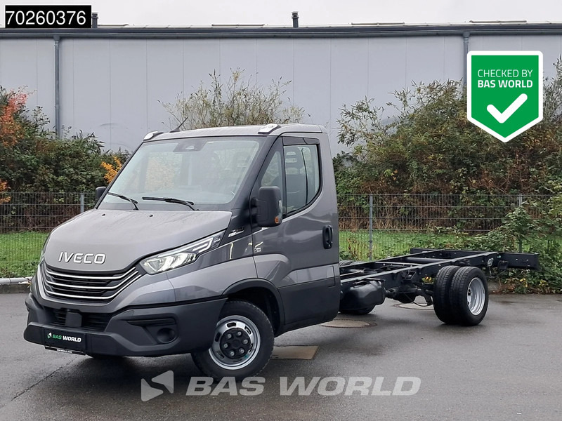 Iveco Daily 35C21 Neu! 3.0L 2025-Modell Automatik 210PS Radstand 410 Fahrgestell Doppelbereifung LED ACC Klima Euro6 Chassis A/C - Varebil: billede 1 Iveco Daily 35C21 Neu! 3.0L 2025-Modell Automatik 210PS Radstand 410 Fahrgestell Doppelbereifung LED ACC Klima Euro6 Chassis A/C - Varebil: billede 1
