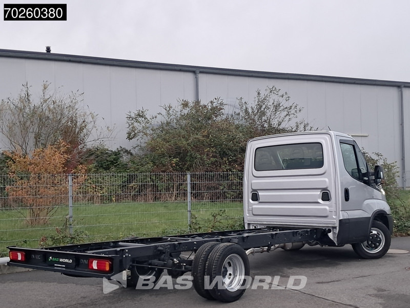 Iveco Daily 35C21 Neu! 3.0L 2025-Modell Automatik 210PS Radstand 410 Fahrgestell Doppelbereifung LED ACC Klima Euro6 Chassis A/C - Varebil: billede 2 Iveco Daily 35C21 Neu! 3.0L 2025-Modell Automatik 210PS Radstand 410 Fahrgestell Doppelbereifung LED ACC Klima Euro6 Chassis A/C - Varebil: billede 2