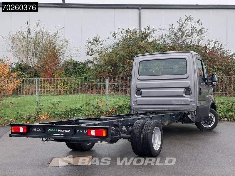 Iveco Daily 35C21 Neu! 3.0L 2025-Modell Automatik 210PS Radstand 410 Fahrgestell Doppelbereifung LED ACC Klima Euro6 Chassis A/C - Varebil: billede 3 Iveco Daily 35C21 Neu! 3.0L 2025-Modell Automatik 210PS Radstand 410 Fahrgestell Doppelbereifung LED ACC Klima Euro6 Chassis A/C - Varebil: billede 3