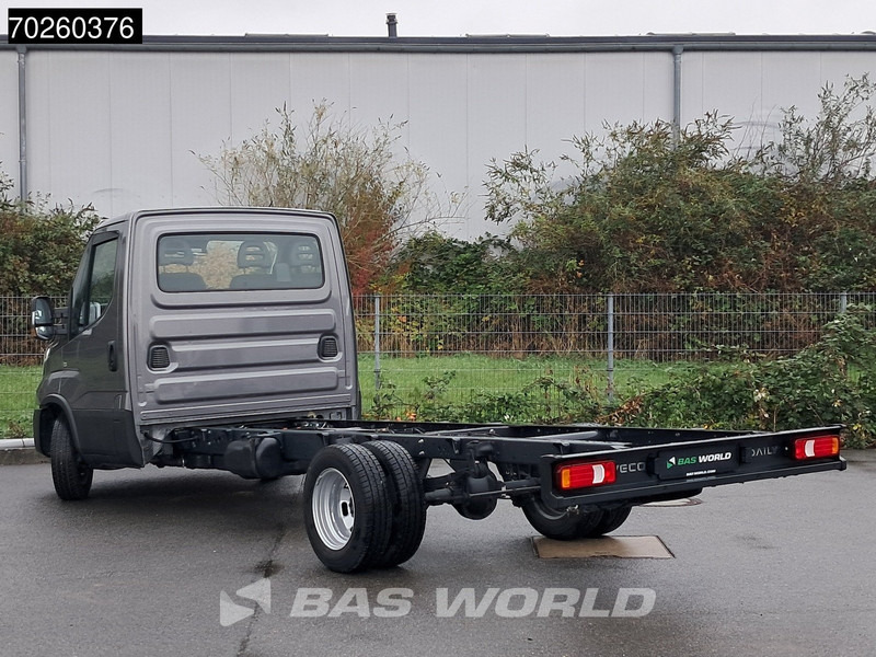 Iveco Daily 35C21 Neu! 3.0L 2025-Modell Automatik 210PS Radstand 410 Fahrgestell Doppelbereifung LED ACC Klima Euro6 Chassis A/C - Varebil: billede 5 Iveco Daily 35C21 Neu! 3.0L 2025-Modell Automatik 210PS Radstand 410 Fahrgestell Doppelbereifung LED ACC Klima Euro6 Chassis A/C - Varebil: billede 5