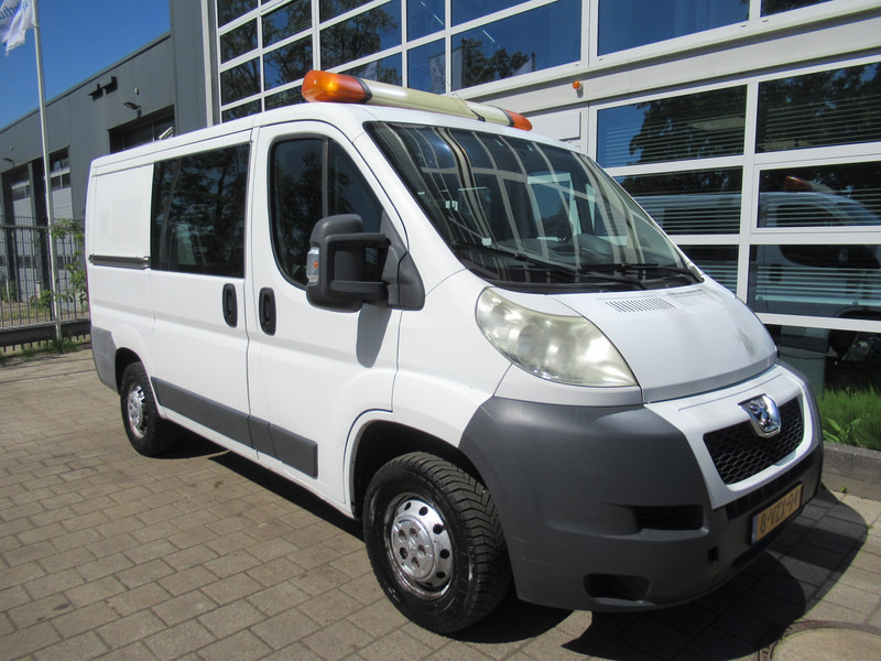 Peugeot Boxer 330 2.2 HDI 96KW L1H P+ DOKA Dubbelcabine AIRCO - Små varebil, Mandskabsbil: billede 3 Peugeot Boxer 330 2.2 HDI 96KW L1H P+ DOKA Dubbelcabine AIRCO - Små varebil, Mandskabsbil: billede 3