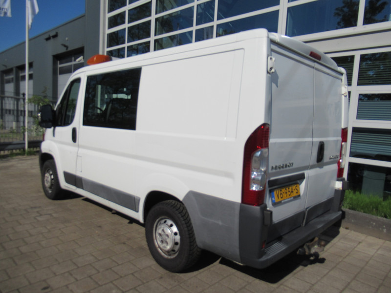 Peugeot Boxer 330 2.2 HDI 96KW L1H1 DOKA Dubbelcabine AIRCO P+ - Små varebil, Mandskabsbil: billede 3 Peugeot Boxer 330 2.2 HDI 96KW L1H1 DOKA Dubbelcabine AIRCO P+ - Små varebil, Mandskabsbil: billede 3