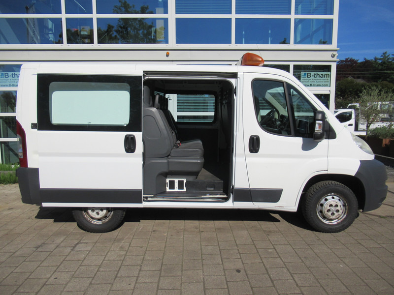 Peugeot Boxer 330 2.2 HDI 96KW L1H1 DOKA Dubbelcabine AIRCO P+ - Små varebil, Mandskabsbil: billede 5 Peugeot Boxer 330 2.2 HDI 96KW L1H1 DOKA Dubbelcabine AIRCO P+ - Små varebil, Mandskabsbil: billede 5