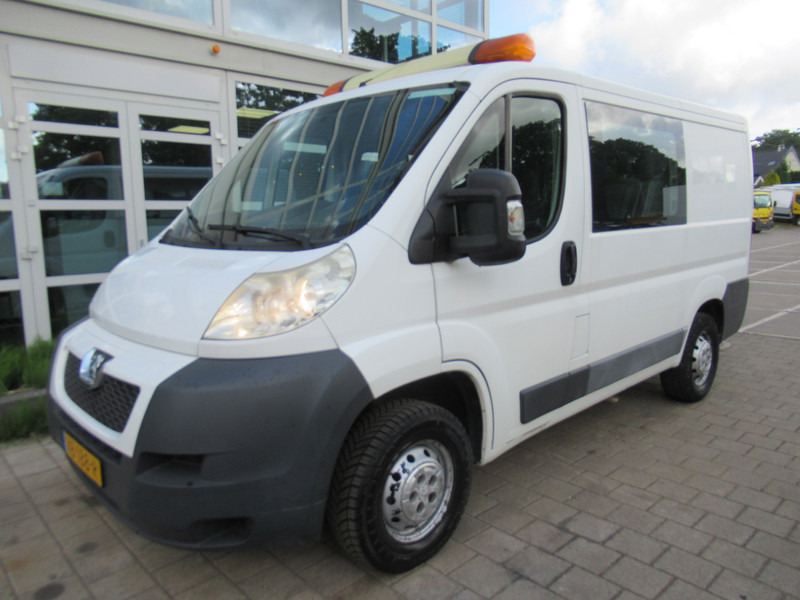 Peugeot Boxer 330 2.2 HDI L1H1 P+ Dubbelcabine DOKA airco - Små varebil, Mandskabsbil: billede 3 Peugeot Boxer 330 2.2 HDI L1H1 P+ Dubbelcabine DOKA airco - Små varebil, Mandskabsbil: billede 3