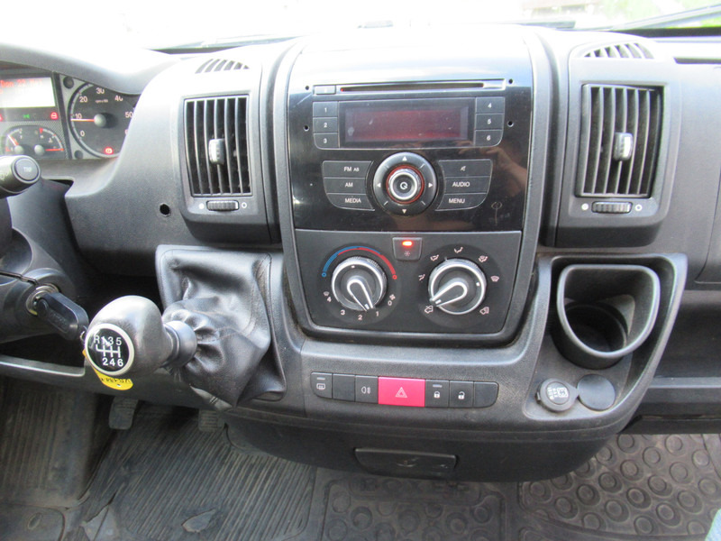 Små varebil, Mandskabsbil Peugeot Boxer 330 2.2 HDI L1H1 P+ Dubbelcabine DOKA airco: billede 9