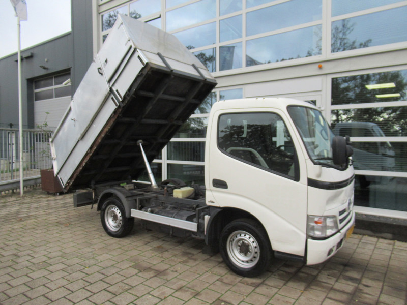 Toyota Dyna 100 3.0 D-4D 80KW Comfort Veegvuilkipper Tipper - Ladbil med tip: billede 2 Toyota Dyna 100 3.0 D-4D 80KW Comfort Veegvuilkipper Tipper - Ladbil med tip: billede 2