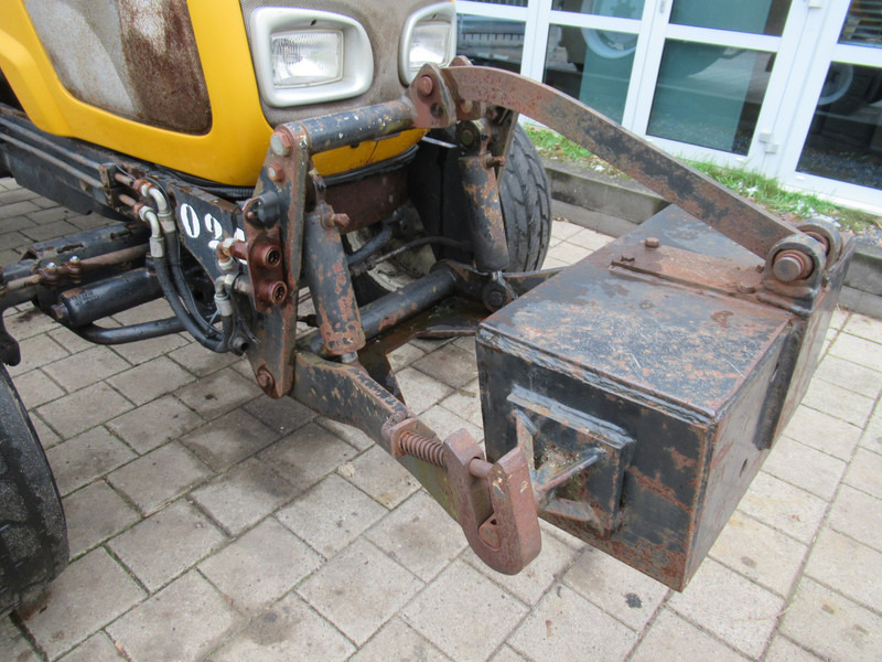 Traktor Valtra A75 4x2 + Fronthef VALMET: billede 12