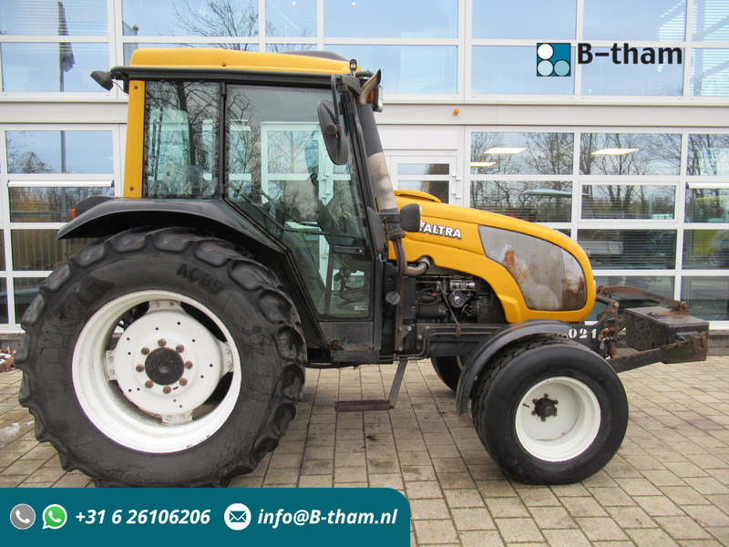 Valtra A75 4x2 + Fronthef VALMET - Traktor: billede 1 Valtra A75 4x2 + Fronthef VALMET - Traktor: billede 1