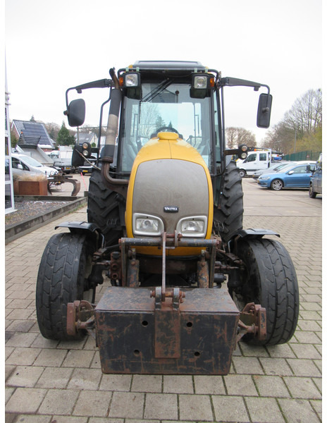 Traktor Valtra A75 4x2 + Fronthef VALMET: billede 13