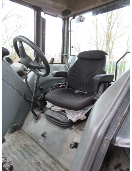 Traktor Valtra A75 4x2 + Fronthef VALMET: billede 7