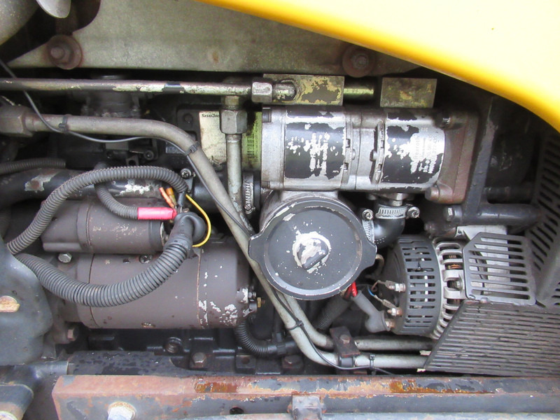 Traktor Valtra A75 4x2 + Fronthef VALMET: billede 16