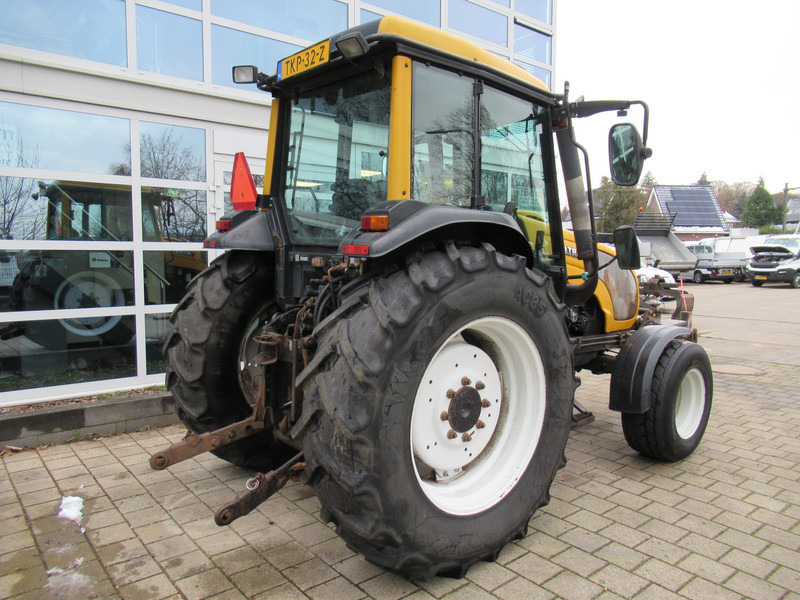 Valtra A75 4x2 + Fronthef VALMET - Traktor: billede 5 Valtra A75 4x2 + Fronthef VALMET - Traktor: billede 5