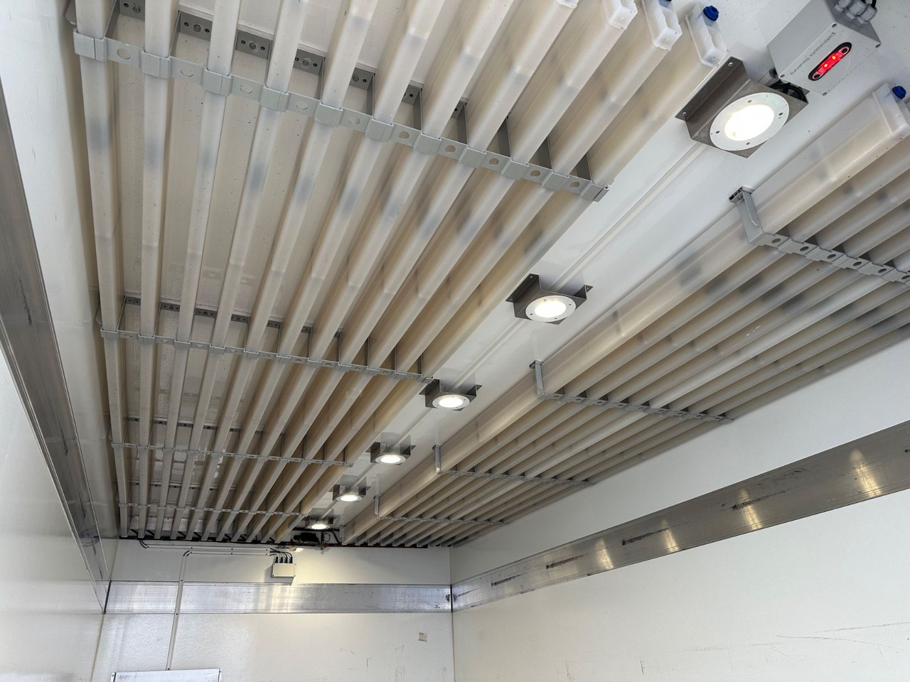 Kølebil Iveco Daily 70C21/LBW/Tiefkühler/Tüv neu/Wilke: billede 10 Kølebil Iveco Daily 70C21/LBW/Tiefkühler/Tüv neu/Wilke: billede 10