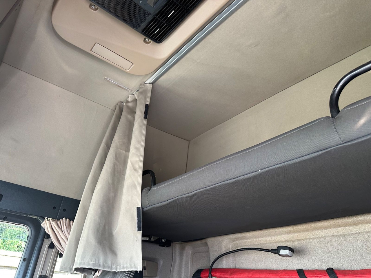 MAN 8.250 TGL*VDI2700*TOP*4-er Zug BFT Anhänger MAN 8.250 TGL*4x L1H1*XLX Kabine*VDI2700*TOP* - Biltransportør lastbil: billede 5 MAN 8.250 TGL*VDI2700*TOP*4-er Zug BFT Anhänger MAN 8.250 TGL*4x L1H1*XLX Kabine*VDI2700*TOP* - Biltransportør lastbil: billede 5